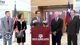 Gov. Perry Tours Advanced Manufacturing Facility to Produce Life-Saving Drugs