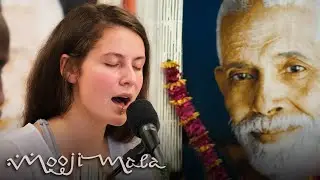 Tara & Friends &ndash; Hari Om (from the Sat-Songs Concert)
