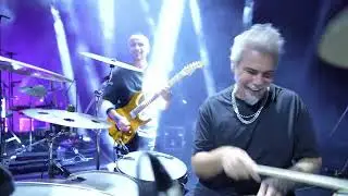 Derin Mevzu - Gel ya da Git (Official Music Video)