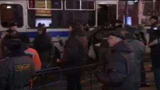 Russia cracks down on anti-Putin protest