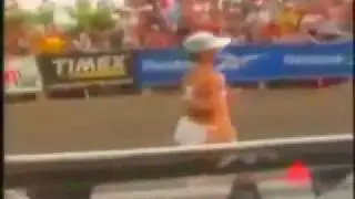 Very Funny Marathon Finish.