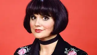 SEXY 🔥 LINDA RONSTADT PHOTOS Pantyhose, Stockings, Tights, Heels, Mini Skirt, MiniDress