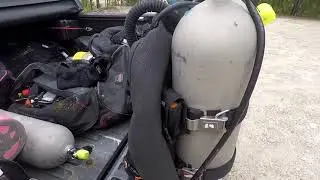 #18 - Scuba diving with backmount independent doubles with standard right hand k valves