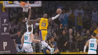 LeBron James Murders Mark Williams With Crazy Dunk! Lakers vs Hornets