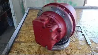 Kubota КХ61-3 редуктор хода в сборе с гидромотором 8-952-744-18-90