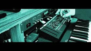 Roland JU06 analog synth Nektar GX49 Sony SRP-L300 digital compressor  Ultra DI20 | VaporWave Music