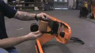 Changing the Load Wheels on ML55.MPG