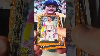 2nd 2025 Topps Holiday Baseball Tin - 200 Card Set, (32) Inserts Sets & (32) 200 Card Parallel Sets
