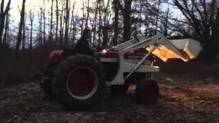 International 460 utility loader tractor