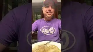 Ужин из жареной курицы от Уилера! С Новым годом!