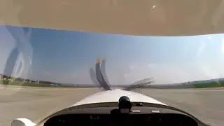 Dynamic WT-9 landing at Budějovice LKCS Budweis
