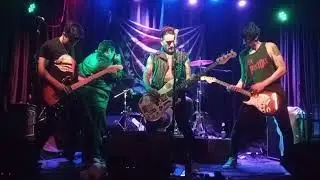 Invasi&oacute;n  Punk Rock - 