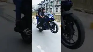 Yamaha r15 v3 wheelie