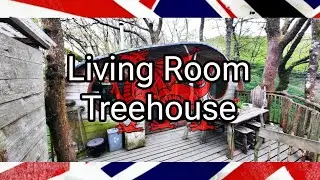 Living Room Treehouse - Wales