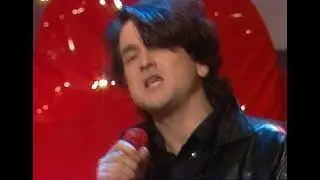 Les Mckeown - Love Is Just A Breath Away [Live Performance, 1988]