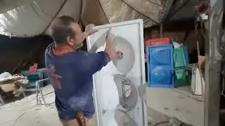 Lavanderias, tanques e pias, com capas, perfeitas