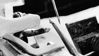 Over lock machine chain lupper timing.Perfect timing Over lock. #perfecttiming #timing Overlock