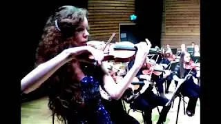 Elgar Violin Concerto - Live Concert - Miriam Davis Violin, Peter Szilvay Conductor