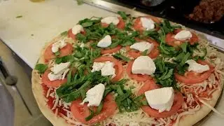 Rutgers Dining Halls Prepare 35,000 Meals Daily