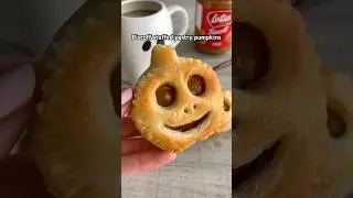 Тыквы с начинкой из теста Biscoff 🎃 #хеллоуин #еда #рецепт #выпечка
