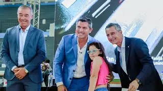 El gobernador encabezó una nueva entrega de audífonos y anteojos