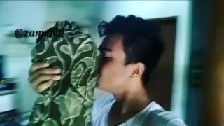 Ciuman Sama Guling ! VideoSingkat , wkwkwk