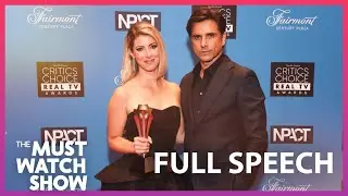John Stamos & Kelly Rizzo Honor Bob Saget with Critics Choice Real TV Impact Award (Full Speech)