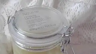 VH cosmetics - sanctuary spa ultimate salt scrub