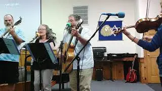 Messianic Music at Ariel Ministries' Camp Shoshanah: IT IS GOOD.