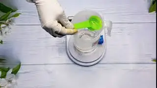 How to dessolve glycolic acid powder to make 20% concentration