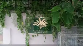 Cast bronze plaques, brushed bronze raised text, recess area painted green.