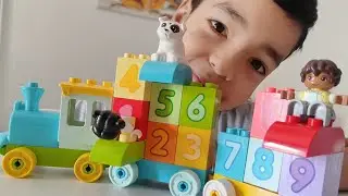 How to build a LEGO&reg; duplo numbers train 