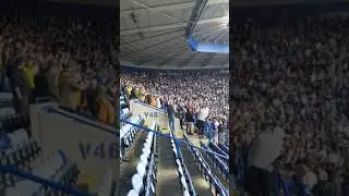 Everton fans singing!!!