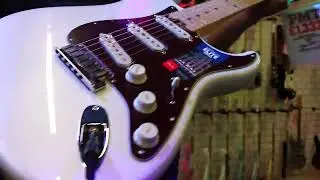 Fender American Elite Stratocaster in Olympic Pearl White
