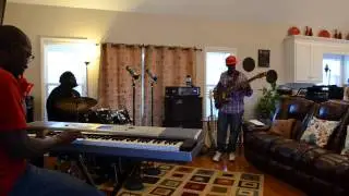 Maxwell Groove