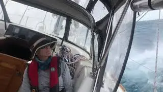 Hylas 54 Close Hauled To Miami in 25 Knots Wind