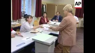 REPLAY Preparations at school polling station, votes cast