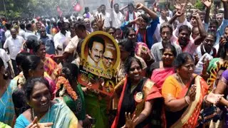 V197  தமிழர்கள் பிச்சைக்காரர்களா ??   DO WE VOTE FOR FREEBIES ONLY ??     TAMILNADU POLITICS