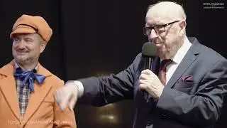 79 Forum Humanum Mazurkas-&bdquo;Un, dois, tr&ecirc;s