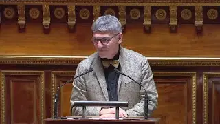 L&rsquo;&eacute;motion du s&eacute;nateur Pierre Ouzoulias, de retour &agrave; la tribune du S&eacute;nat