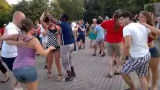 Cuban hot salsa Borealis.fi dancing at the backyards of Helsinki Opera House 3.8.2014