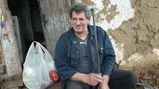 Александр - сильный мужчина, несмотря на болезни.
