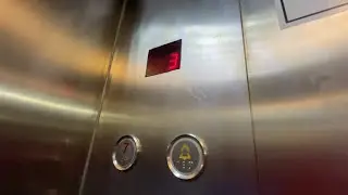 Desconocido Ascensor Electromecánico @ Edificio Costanera, Algarrobo, Chile
