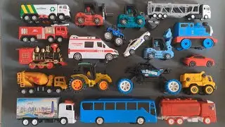 Mobil balap, mobil molen, mobi polisi, ambulance, forklift, tracktor