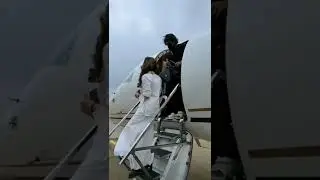 rashmika mandanna and Allu Arjun#couple j juti # airport landing Bangalore so amazing...