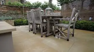 Award-winning Yorkstone Garden in London