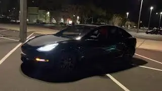 Tesla model 3 can dance - Light show holiday update 4K