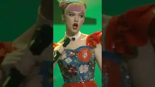 Watch Electric Bloom perform 