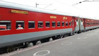 15708 Amrapali Express (Amritsar - Katihar)