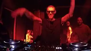 VICTOR VEGA #moveon 01.12.23 - Anyway Club